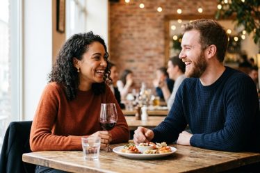 How to Tell If You Have Chemistry or Just Compatibility on a First Date